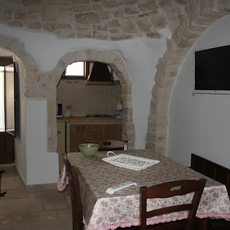 Trullo Relax Tatil Evi *